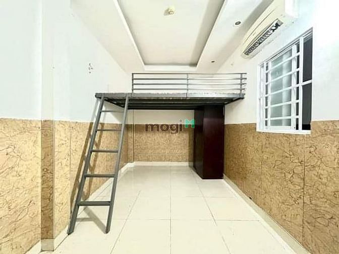 Hình ảnh Phòng trọ ngay đường Lê trọng tấn
