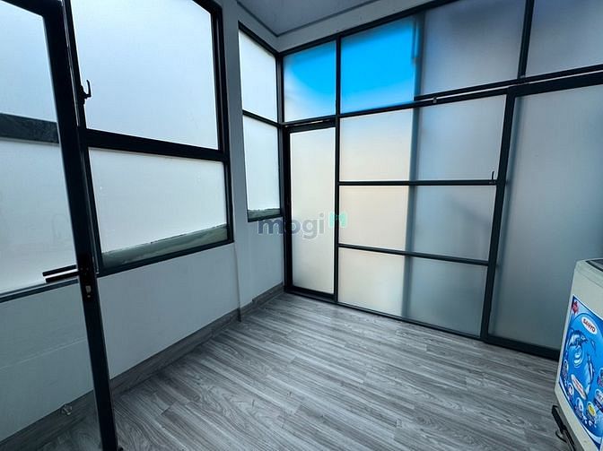 Hình ảnh Cho thuê studio có ban công tại quận 3 gần cầu Lê Văn Sỹ