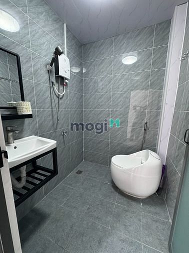 Hình ảnh Cho thuê studio có ban công tại quận 3 gần cầu Lê Văn Sỹ