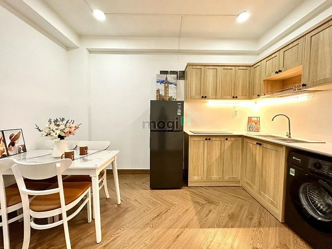Hình ảnh Cho thuê 2pn đủ nội thất mới gần trung tâm Q4 Q1_máy giặt riêng