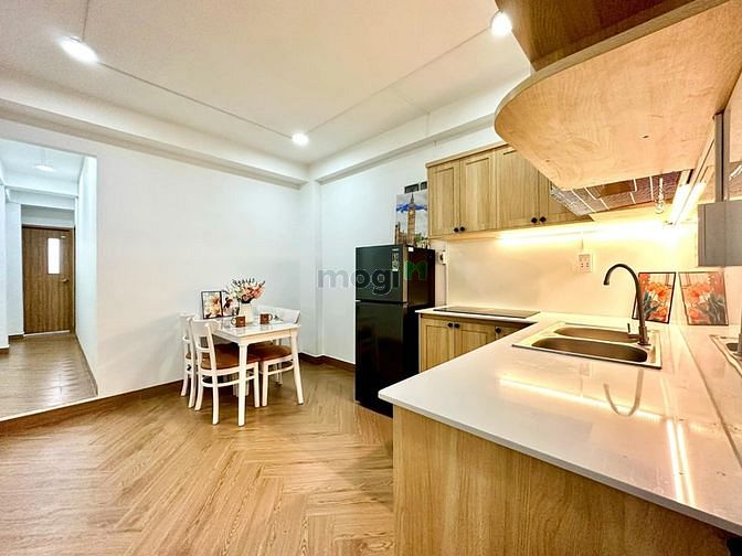 Hình ảnh Cho thuê 2pn đủ nội thất mới gần trung tâm Q4 Q1_máy giặt riêng