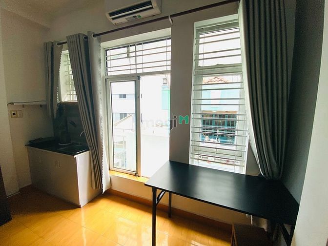 Hình ảnh Studio ban công nhỏ ngay quận 1, gần bùng binh Phù Đổng