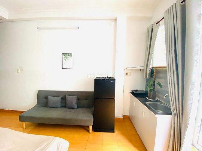 Hình ảnh Studio ban công nhỏ ngay quận 1, gần bùng binh Phù Đổng
