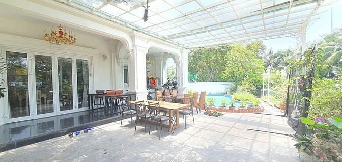 Hình ảnh Bán biệt thự phố Cao Bá Quát - Ba Đình 423m2 MT 20m