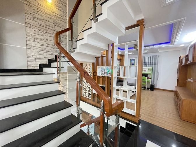 Hình ảnh Bán nhà PHAN VĂN TRỊ, nhà mới, full nội thất, 4m x 16m