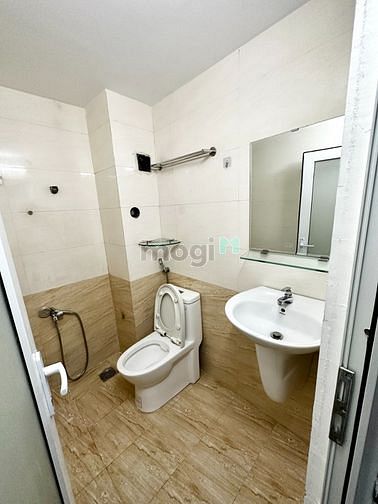 Hình ảnh CHO THUÊ DUPLEX có ban công thoáng mát Bùi Văn Ba Q7