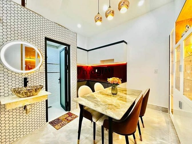 Hình ảnh Nhà vị trí đẹp Nguyễn Thị Minh Khai, Đa Kao, Q1 DT 65m2 giá 3tỷ250 SHR