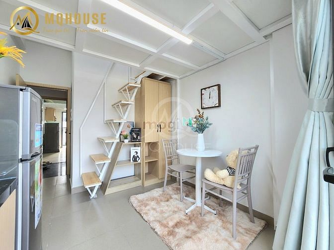 Hình ảnh Căn gác lửng ban công, thang máy ngay Hoàng Sa - Quận 3