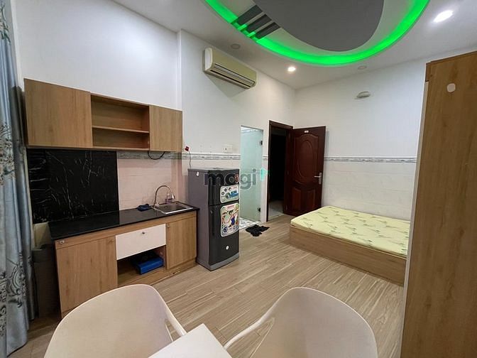 Hình ảnh Căn Hộ Q4 Có Banon Đầy Đủ Nội Thất Có Thang Máy