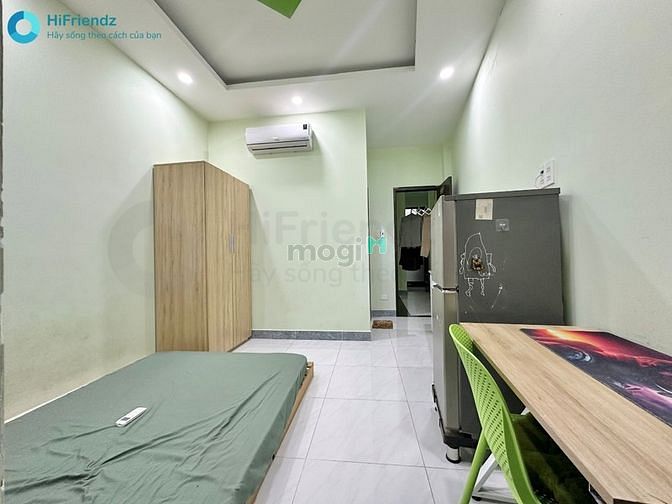 Hình ảnh Trống sẵn phòng ban công full nt ngay Võ Văn Hát
