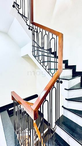 Hình ảnh SIÊU PHẨM! 5 tầng, HXH, 45m2 - khu phân lô, ngay Vincom Phan Văn Trị