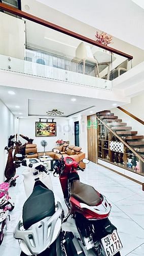 Hình ảnh SIÊU PHẨM! 5 tầng, HXH, 45m2 - khu phân lô, ngay Vincom Phan Văn Trị
