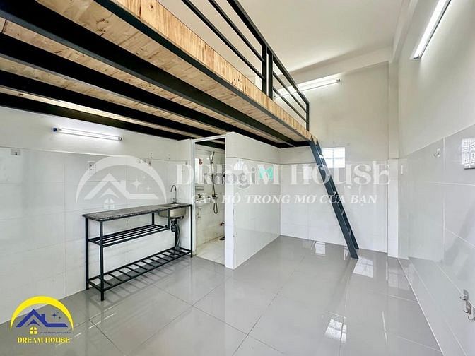 Hình ảnh Phòng gác giá rẻ sát Lê văn quới Lk 2/10