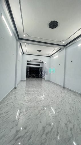 Hình ảnh Ngộp, Bán nhà Mt Khuông việt. 4,5x21. 1 trệt 2 lầu. 13 tỷ tL.