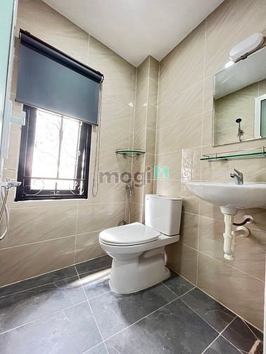 Hình ảnh Phòng NEW giường ngủ xếp tầng_cửa sổ lớn_thang máy