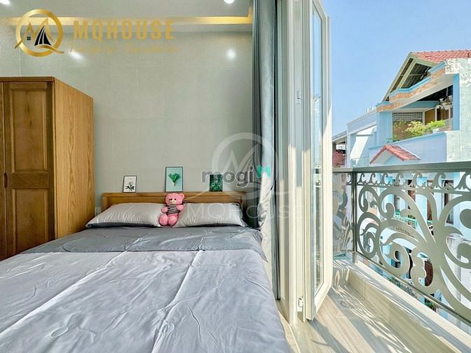 Hình ảnh Căn Hộ Bạn Công, Full Nội Thất, Tháng Máy Gần Sân Golf TSN