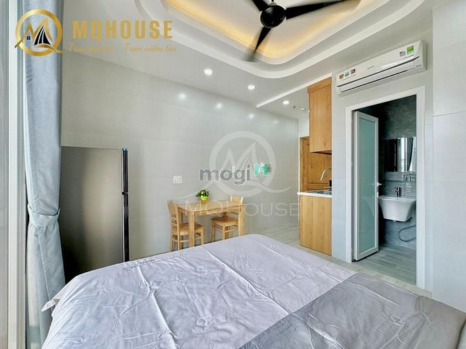 Hình ảnh Căn Hộ Bạn Công, Full Nội Thất, Tháng Máy Gần Sân Golf TSN