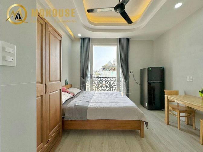 Hình ảnh Căn Hộ Bạn Công, Full Nội Thất, Tháng Máy Gần Sân Golf TSN