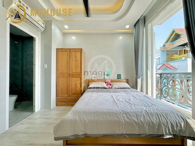 Hình ảnh Căn Hộ Bạn Công, Full Nội Thất, Tháng Máy Gần Sân Golf TSN