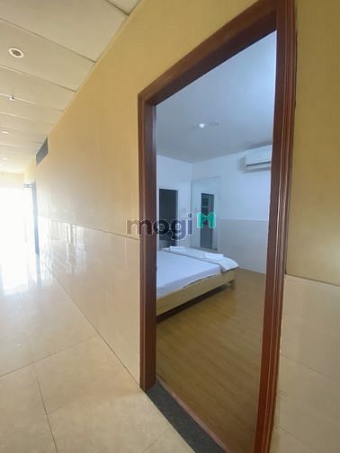 Hình ảnh Khách sạn 9 tầng SIÊU DOANH THU đường Âu Cơ – Tân Phú.