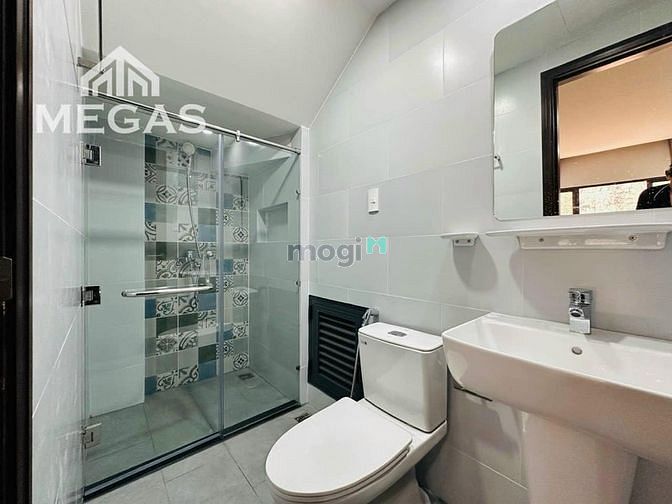 Hình ảnh Cho Thuê Căn Hộ Dịch Vụ Cao Cấp Full Thất BanCol Ngay Thạch Lam