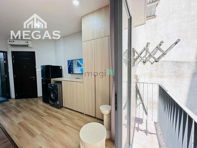 Hình ảnh Cho Thuê Căn Hộ Dịch Vụ Cao Cấp Full Thất BanCol Ngay Thạch Lam