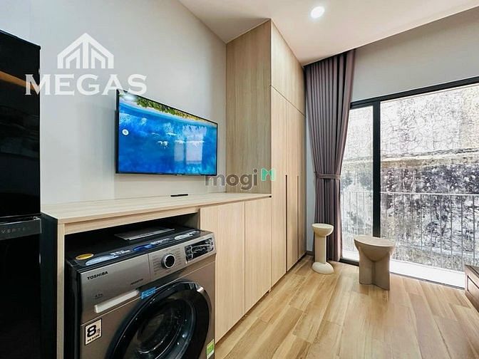 Hình ảnh Cho Thuê Căn Hộ Dịch Vụ Cao Cấp Full Thất BanCol Ngay Thạch Lam