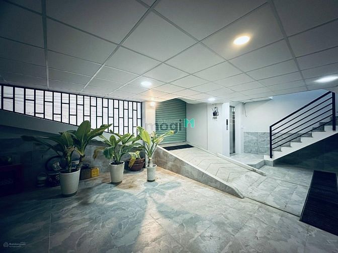 Hình ảnh Tòa nhà cho thuê Góc 2 Mặt Tiền Phạm Văn Đồng Bình Thạnh
