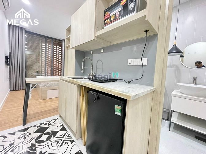 Hình ảnh CHO THUÊ CHDV Lê Văn Sỹ Quận 3 Gần Vòng Xoay,Hoàng Văn Thụ