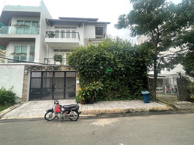 Hình ảnh ✅ Bán nhà quận 2; Bán biệt thự Thảo Điền