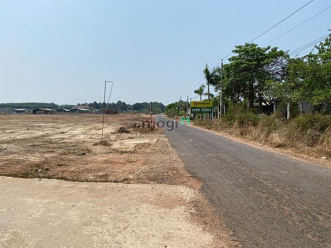 Hình ảnh Đồng Xoài - Cách QL14 300m - 245m2 có TC - Chỉ Hơn 700tr.