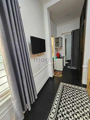 Hình ảnh Cho thuê studio ban công gần cầu Ông Lãnh quận 1