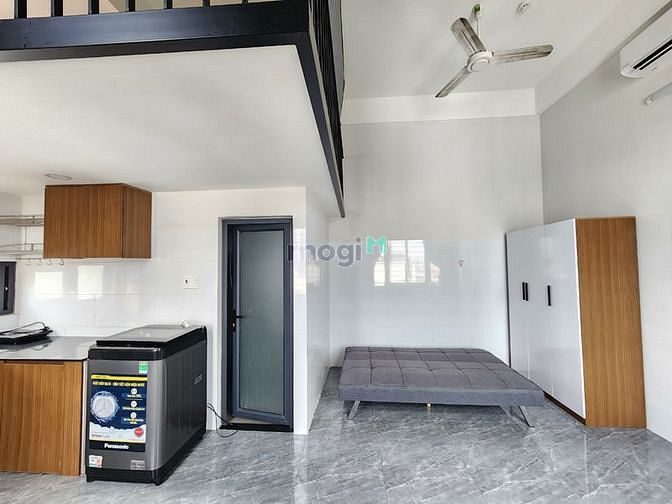 Hình ảnh Duplex có cửa sổ lớn cực thoáng trong trung tâm Q7