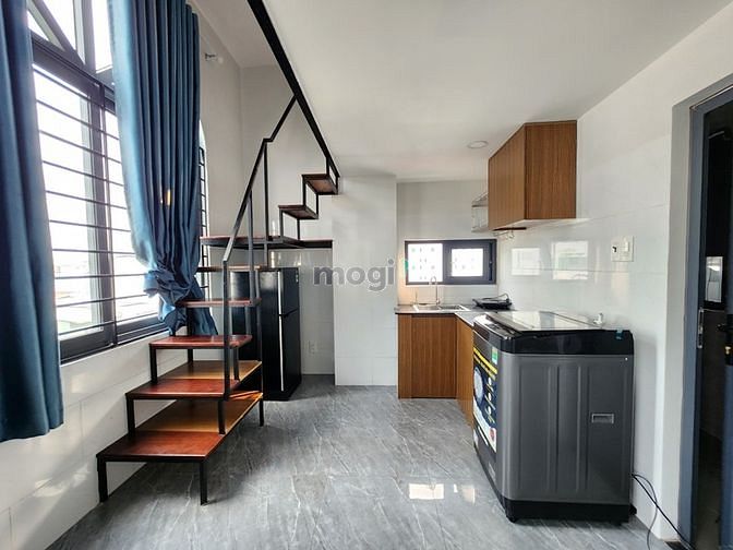 Hình ảnh Duplex có cửa sổ lớn cực thoáng trong trung tâm Q7