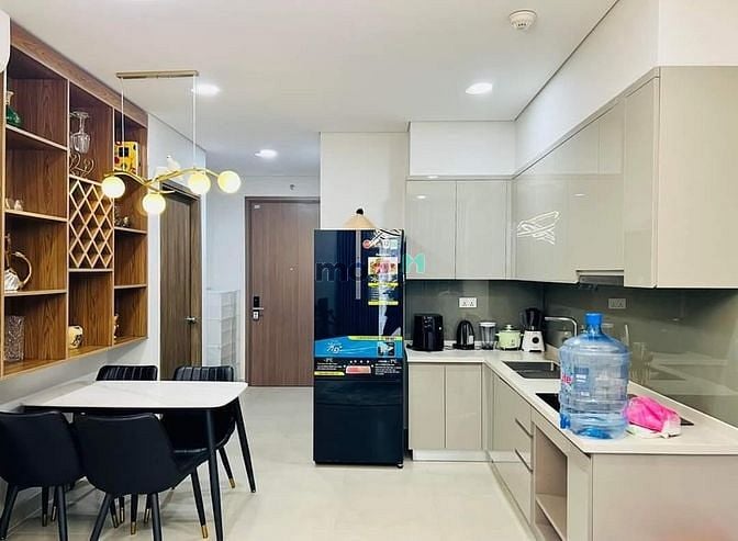 Hình ảnh Cho thuê GOLD VIEW Q4 2PN 2WC giá 17 TR - Đủ nội thất - có ban công