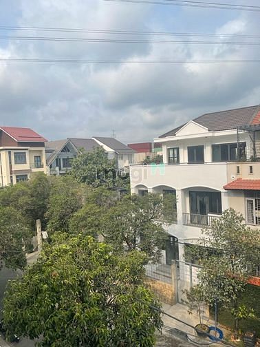 Hình ảnh Cho thuê biệt thự ngay ga Metro Phước Long giáp q2 giá 40tr/tháng