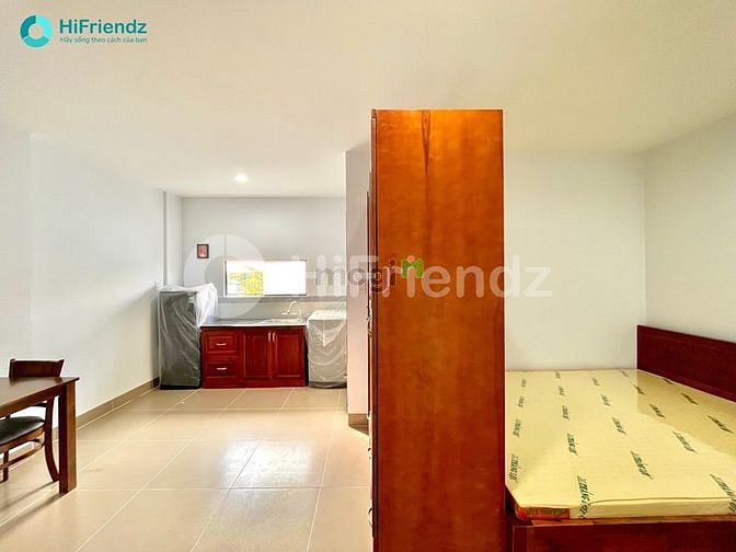 Hình ảnh Phòng Studio đầy đủ tiện nghi, cửa sổ trời