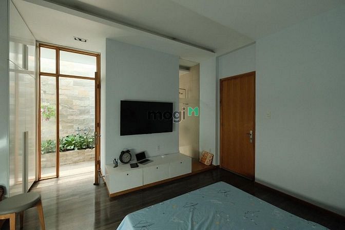 Hình ảnh CHỦ VỀ QUÊ CẦN BÁN GẤP nhà 2 mặt tiền quận 5