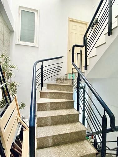Hình ảnh 🏠**CHDV 8 PHÒNG-thu 40tr/tháng-kề Phan Xích Long-9.8 tỷ TL thêm🍀