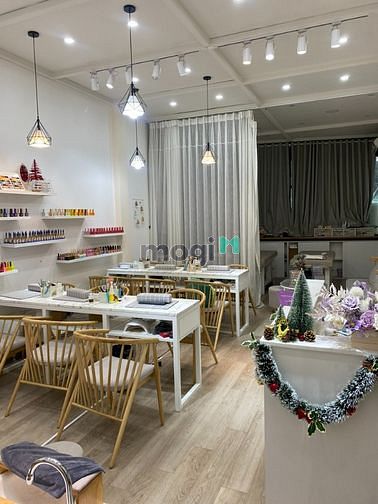 Hình ảnh Cho thuê cả nhà mặt phố Phạm Ngọc Thạch, quận Đống Đa, HN