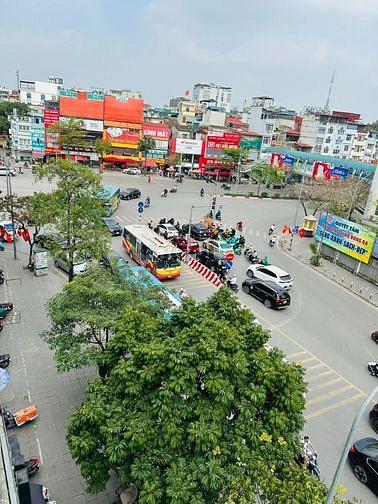 Hình ảnh Cho thuê cả nhà mặt phố Phạm Ngọc Thạch, quận Đống Đa, HN