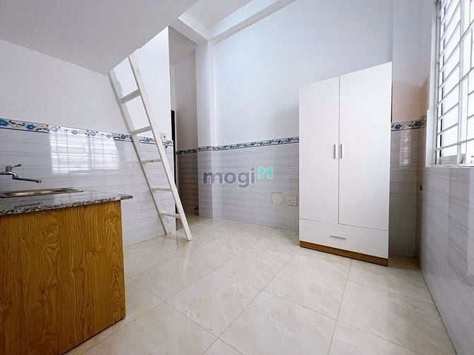 Hình ảnh Phòng Full nội thất. Ngay cầu Vượt Hoàng Hoa Thám
