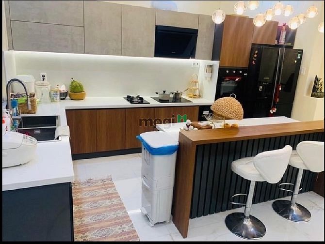 Hình ảnh Nhà Mặt Tiền Hẻm Quận 7 Chỉ 14.5 Tỷ.
