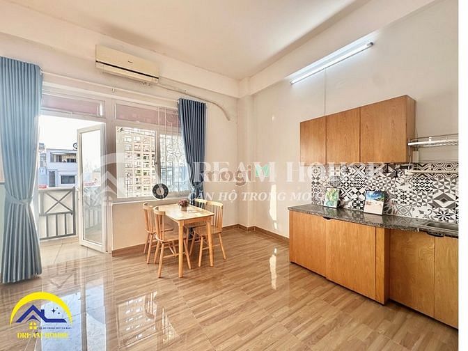 Hình ảnh CHDV Ban Công Lớn ngay chợ Tân Hương