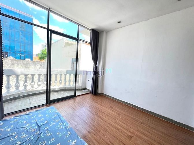 Hình ảnh Phòng Studio Ban Công Full NT - Đối diện sân bay TSN