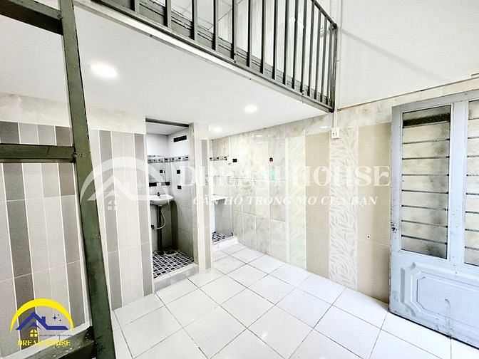 Hình ảnh Duplex Giá Rẻ - Gác Cao Không Đụng Đầu