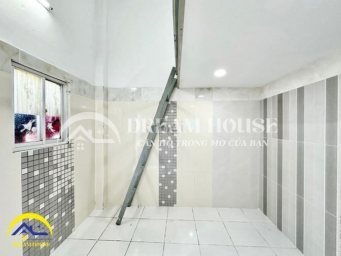 Hình ảnh Duplex Giá Rẻ - Gác Cao Không Đụng Đầu