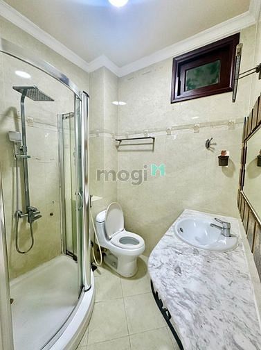 Hình ảnh Studio ban công tách bếp gần bùng binh Phù Đổng Quận 1