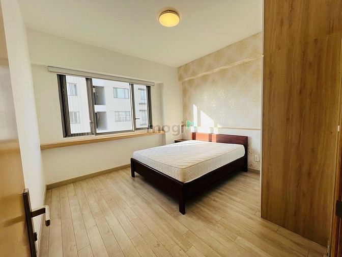 Hình ảnh Cho thuê Hưng Phúc 97m2 3PN 2WC giá 22triệu có ô xe