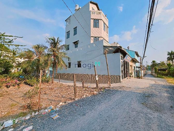Hình ảnh Cực hiếm - nhỉnh 35 triệu/m2 - đất lô góc không lộ giới - an phú đông